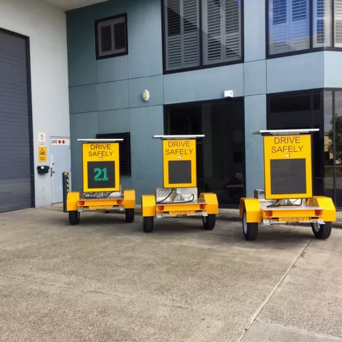 f4-Vehicle-Activated-Signs-Mobile-Trailer